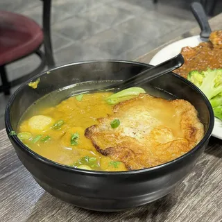 Curry Fish Balls Noodle Soup