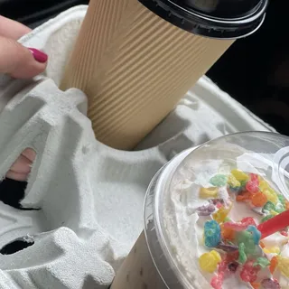 FRUTTY PEBBLES LATTE