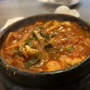 Kimchi sundubu