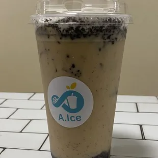 Oreo milk tea