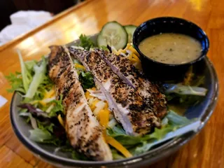 Roger Brown's Restaurant and Sports Bar