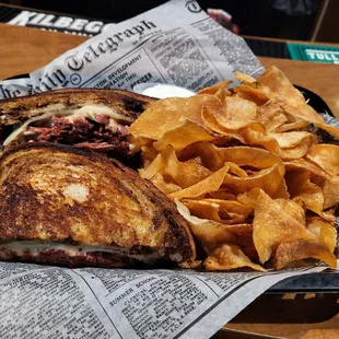 9$ Reuben, Thursday special