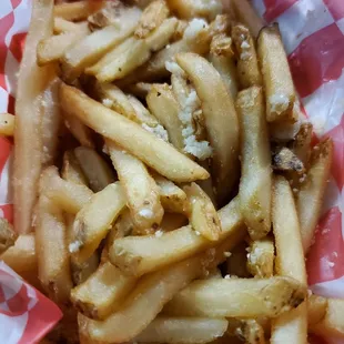 Garlic fries