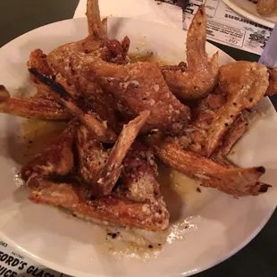 Whole jumbo wings in a delicious garlic Parmesan sauce!