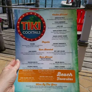 Tiki drinks and music in Sunday