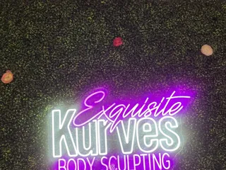 Exquisite Kurves