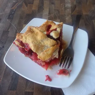 Strawberry Rhubarb Pie