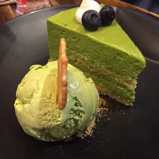 Matcha Mousse Cake