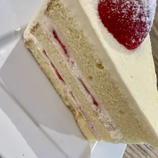 Strawberry Fresh Cream Cake