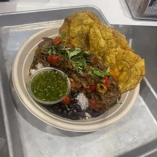 food, chicken wings and fried chicken