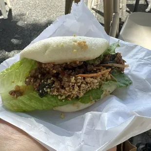 Gua Bao with minced pork (spicy!)