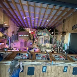 Shooting gallery themed elements.