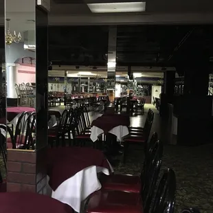 In here at 4:20 pm. I am the only patron for my entire visit.