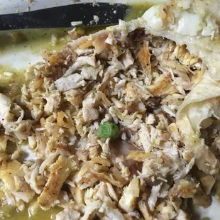 Ordered a wet chicken burrito with green sauce. Huge burrito but not huge on flavor