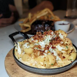 Crab mac n cheese