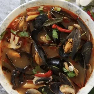 Tom yum Mussel Soup