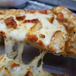 chicken tikka piza