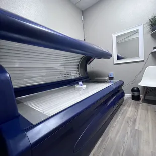 Ultrasun Level 3 Hybrid Bed - UV/Red Light