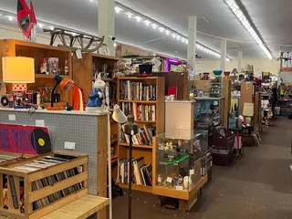 Route 66 Antique Mall