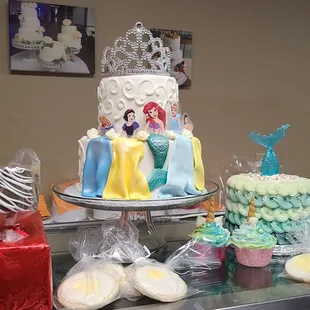 How fun would this be for a little girl?