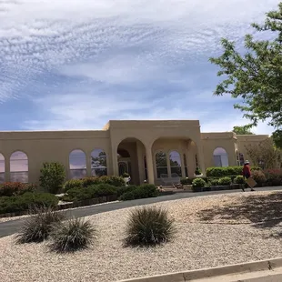 And this is the end result! This film rejects 77% of the heat and has a 77% glare reduction!! Comfort and great looking...