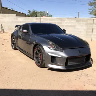 370z done right! Of course the shield is tinted!.