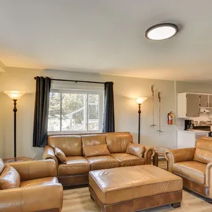 A Riverhouse Lodge