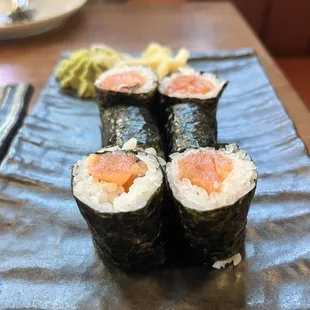 Salmon Maki