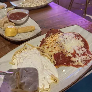 Chicken Fettuccine Alfredo