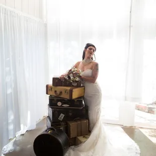 Jessica a Stunning bride with that amazing Victorian flair.