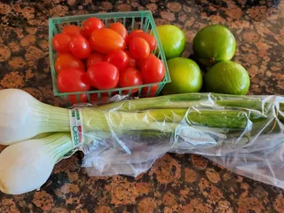 Crossroads Produce