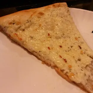 1/2 slice of white pizza
