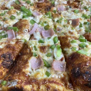 Medium with ham, green pepper, onion and garlic... delish!