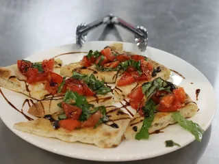 Tonini’s Woodfired Pizzeria