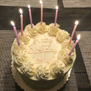 8" white cake with butter cream icing- amazing!