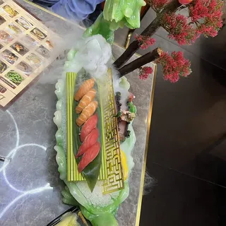 28. Salmon Sushi Nigiri