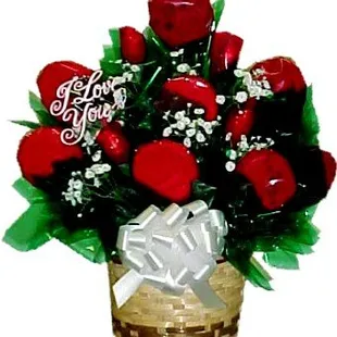 We create custom cookie bouquets and deliver through out the greater Kansas City area.