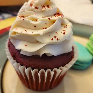 Well balanced red velvet