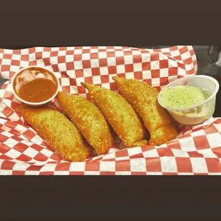 Empanadas 1st set that I finished in like 10 minutes. The red sauce was amazing!!! Everything was fresh fresh fresh!!!!!