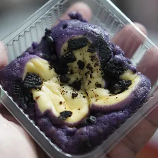 Ube Oreo Mochi fR. Manang Mochi vendor At Taste of KALIHI 2023 *7/15/23 so good