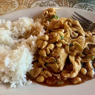 Sweet chicken lunch portion absolutely delicious