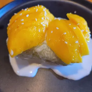 sticky rice with mango
