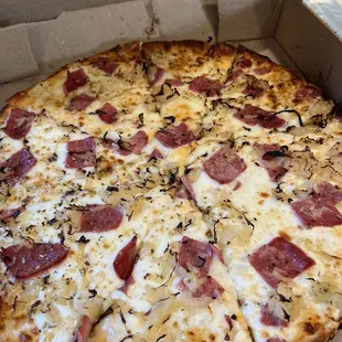 REUBEN PIZZA