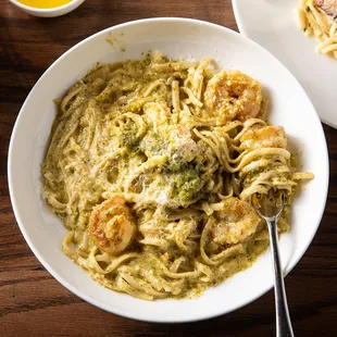Shrimp Pesto Pasta