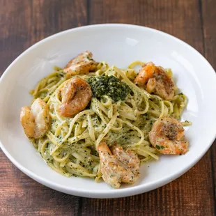 Pesto Shrimp Linguine
