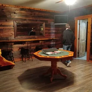 Groom&apos;s suite