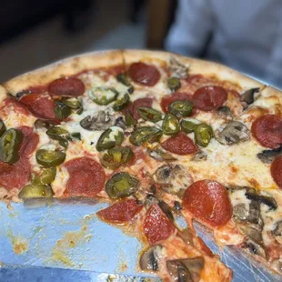 A BOMB ASS PEPPERONI/Mushroom w some Jalepeños PIZZA