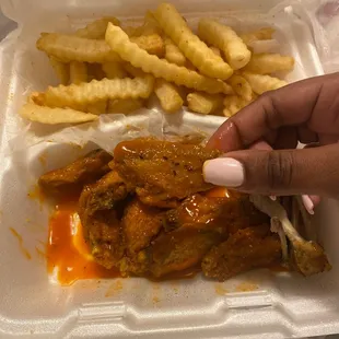 These wings here are so freaking small!!!! Like wtf is this?? I rather go to American deli and I hate American deli