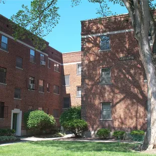 The Lafayette - Clifton Gaslight