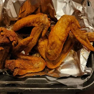 I love that Shucks serves whole wings.